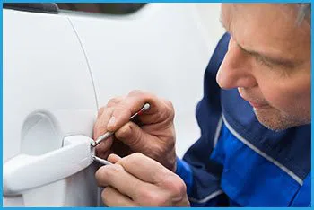 Lock Locksmith Services Wilberforce, OH 937-388-4009 - 20-car-locksmith